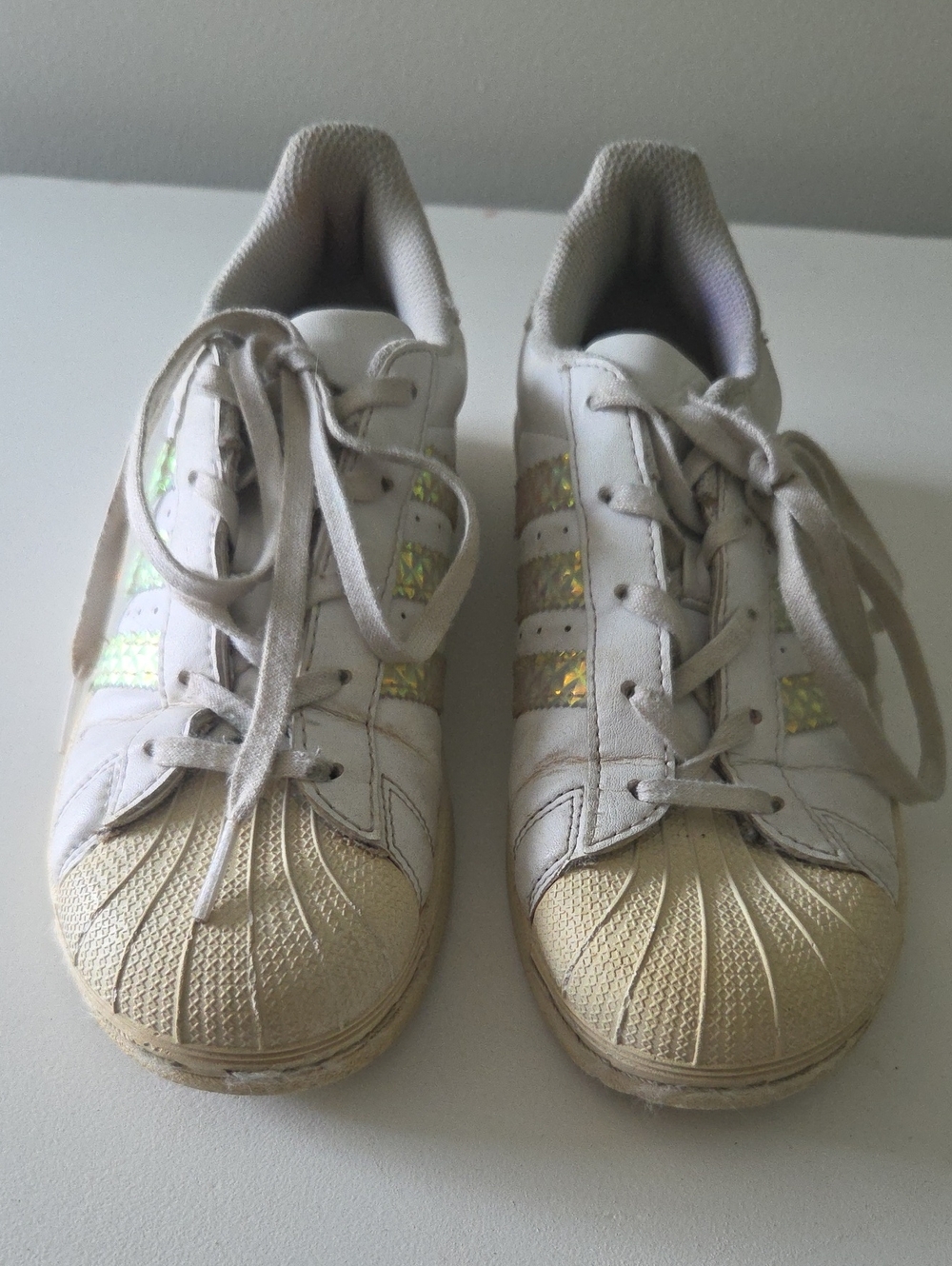 Adiadas Shell Toes Kids White and Gold Athletic Sneakers